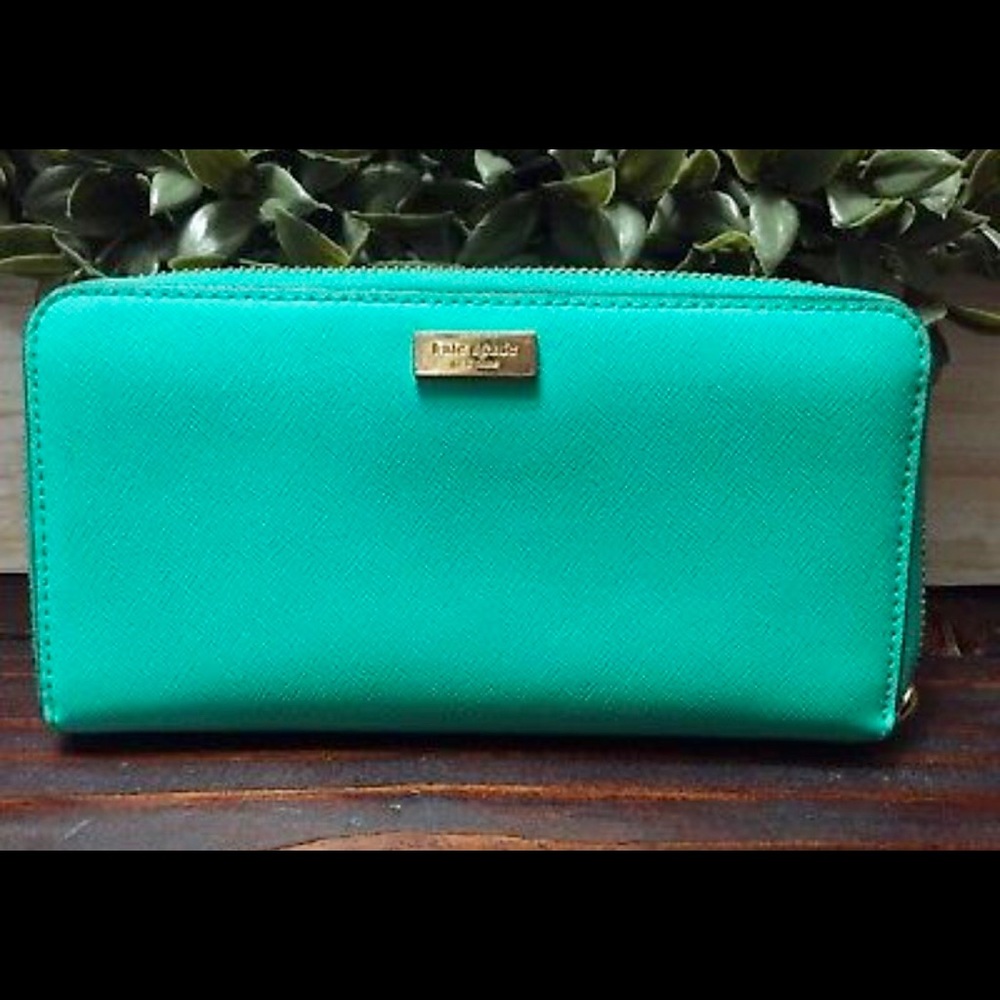 Kate spade wallet